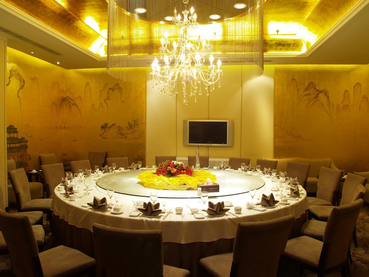 Delight Hotel Dalian Esterno foto