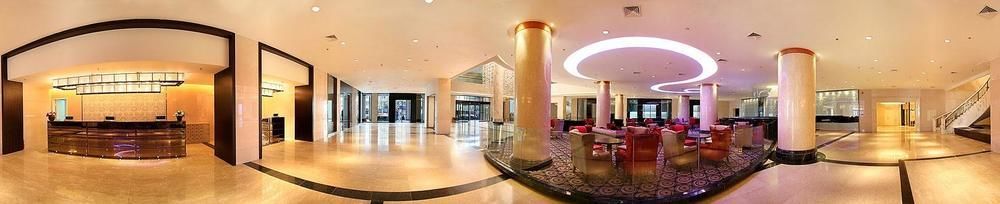 Delight Hotel Dalian Esterno foto
